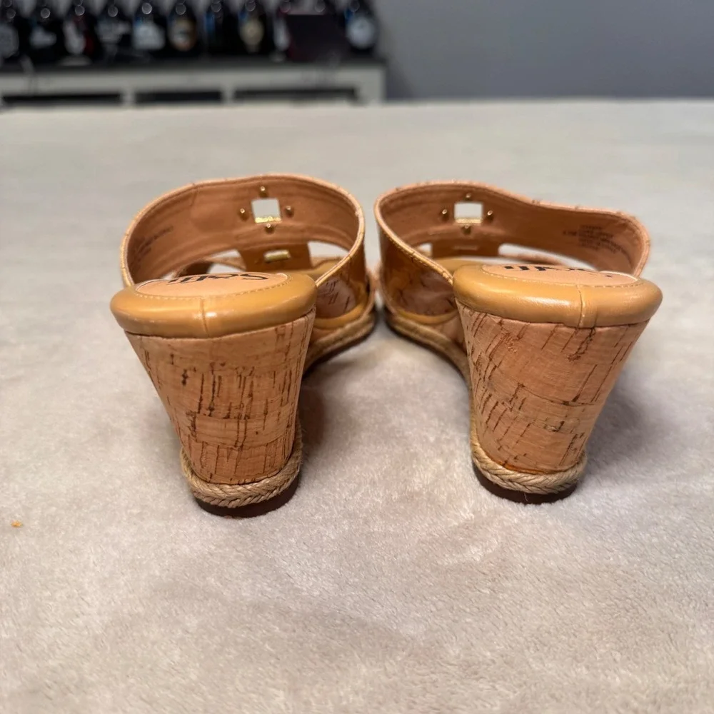Sofft Cork Wedge Sandals Comfort Slides Heels Gold Buckle Summer Vacation Sz 8.5